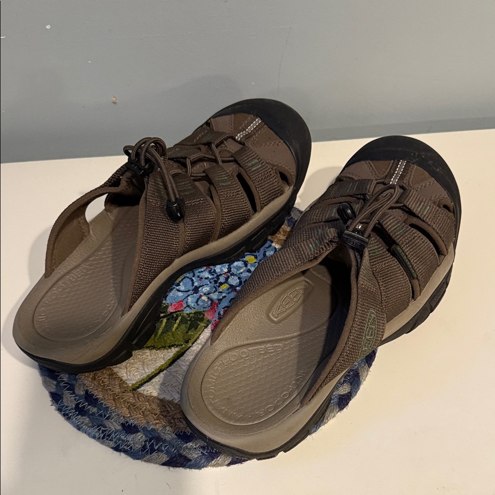 Reef Brown and Black Men's Sandals